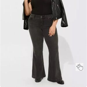 Torrid bombshell high rise flare jeans